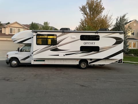 The Squirrel #1 Renter!Large slide with bunks, New Drivable vehicle in Draper