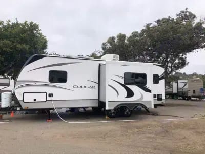 New Keystone Cougar w/all Amenities for Glamping! Towable trailer in Oceano