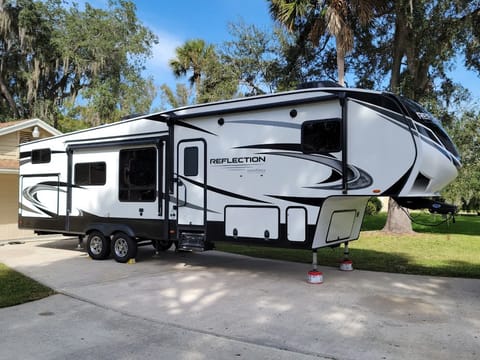 2020 Grand Design Reflection 311BHS Towable trailer in Titusville