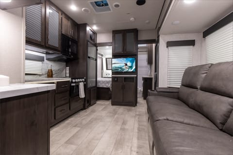 2020 Grand Design Momentum G-Class 29G Towable trailer in Chesterfield County