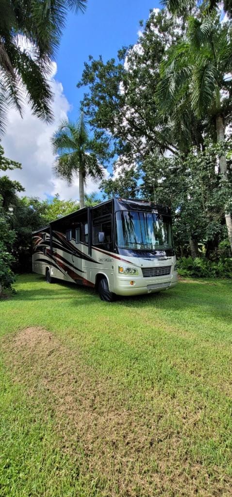 MEET “DAKOTA” OUR FAMILY FUN RV Drivable vehicle in Palm Bay