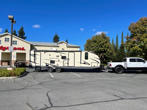 2021 Forest River RV Wildwood Heritage Glen Hyper-Lyte 26BHHL Towable trailer in San Francisco Bay Area