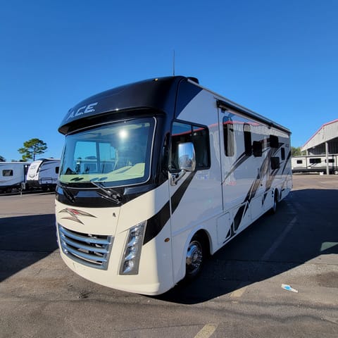 2022 Thor Motor Coach ACE 32.3 #02263 Drivable vehicle in Pinellas Park