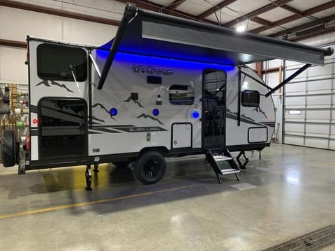 2023 Forest River Cherokee Wolf Pup Black Label 17 Towable trailer in Modesto