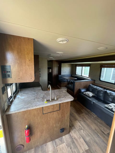 2017 Forest River RV Salem Cruise Lite 273QBXL Tráiler remolcable in Culpeper