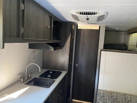 2019 Viking Saga 17SBH Towable trailer in Acworth