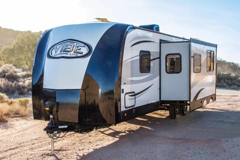 "The Vibe" Good Time Trailer (Sleeps 9) Towable trailer in Palmdale