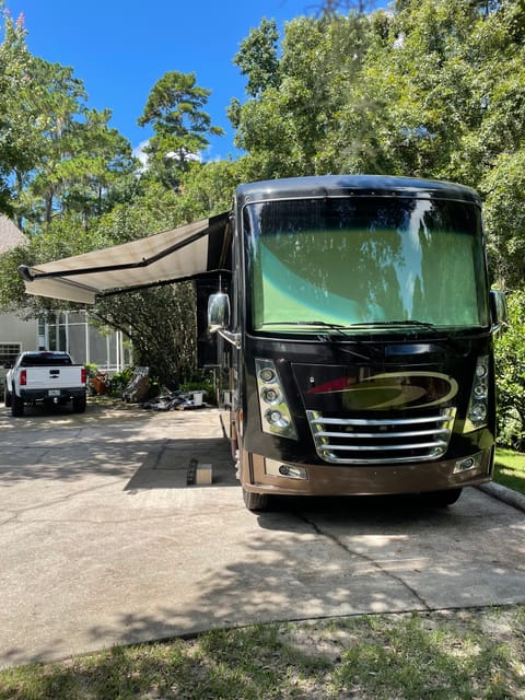 2019 Thor Motor Coach Miramar 37.1 Veículo dirigível in Gainesville