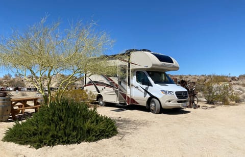2020 Mercedes RV -  Sleeps 5 Drivable vehicle in Chatsworth