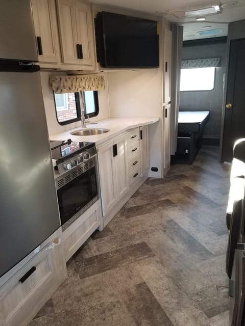2021 Forest River RV Sunseeker LE 2250 SLE Ford Drivable vehicle in Arlington