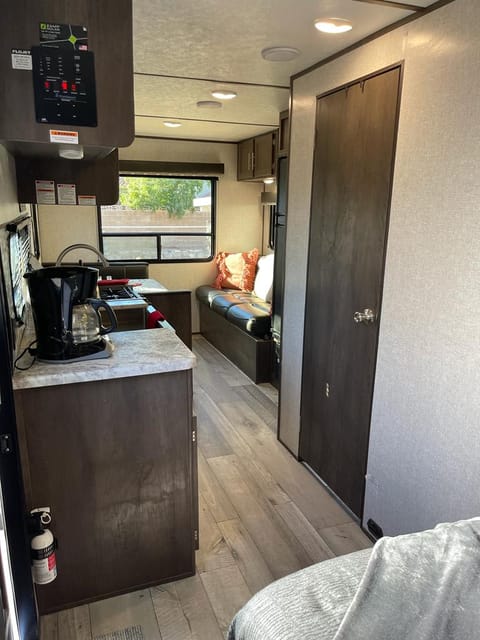 2021 pet friendly Dutchmen RV Aspen Trail2180RDWE Towable trailer in Silverado Ranch