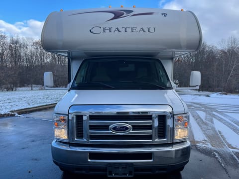 2015 Thor Motor Coach Chateau 28Z Drivable vehicle in Wyoming