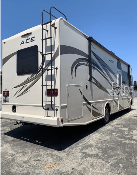 2019 Thor Motor Coach ACE 30.2 Veicolo da guidare in Norcross