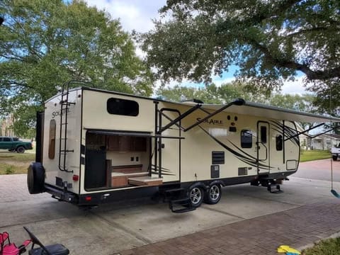 Glamping in the Suburbs Towable trailer in Katy