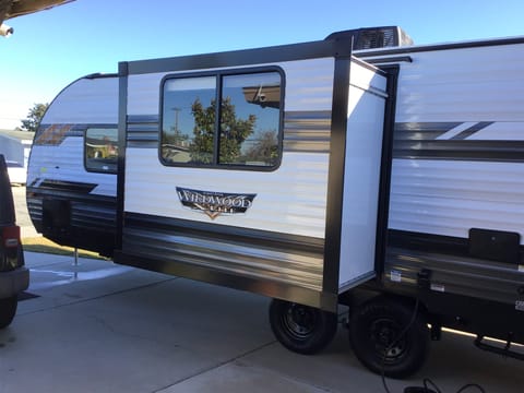 2022 Forest River RV Wildwood XL Lite T241bhxl Remorque tractable in Buena Park