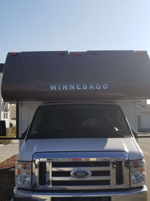 2019 Winnebago Minnie Winnie 22R Drivable vehicle in Rohnert Park