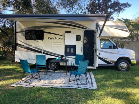 2017 Coachmen RV Freelander 21QB  Ford 350 Drivable vehicle in Leesburg