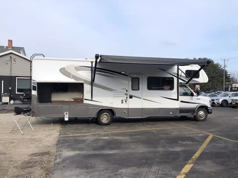 2017 Forest River RV Forester 2861DS Ford Drivable vehicle in Manchester