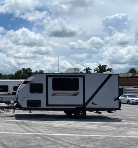 2021 Forest River RV Wildwood FSX 178BHSKX Towable trailer in Batavia