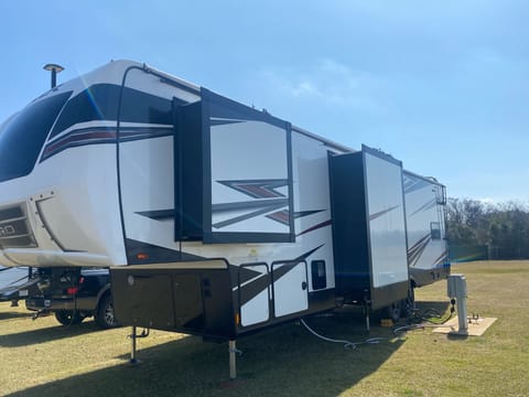 2021 Forest River RV XLR Nitro 351 Towable trailer in Perry