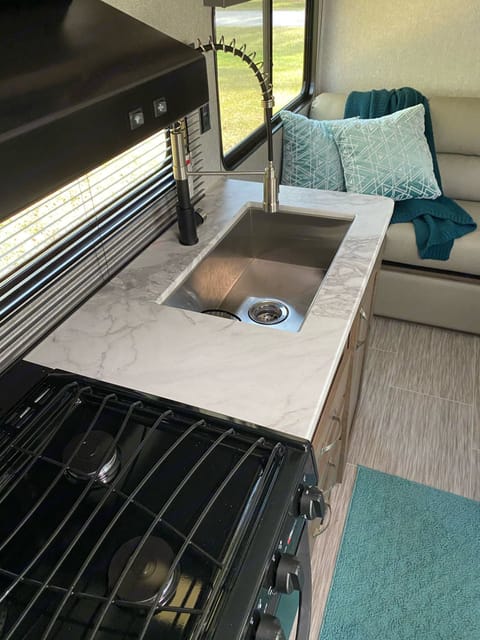 BRAND NEW 2022 Silver Lake ! Towable trailer in Deltona