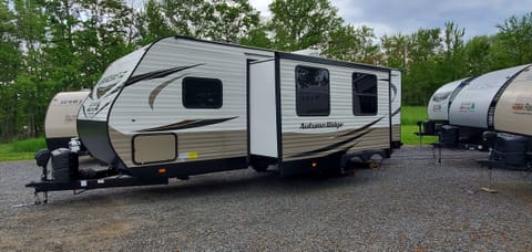 2021 Starcraft Autumn Ridge 26BHS (#12) Towable trailer in Vassalboro