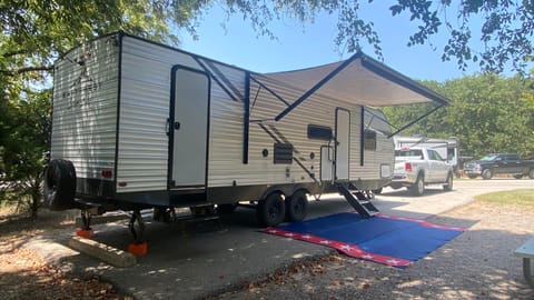 "Frio" - Insurance Included - Deliverable Towable trailer in McKinney