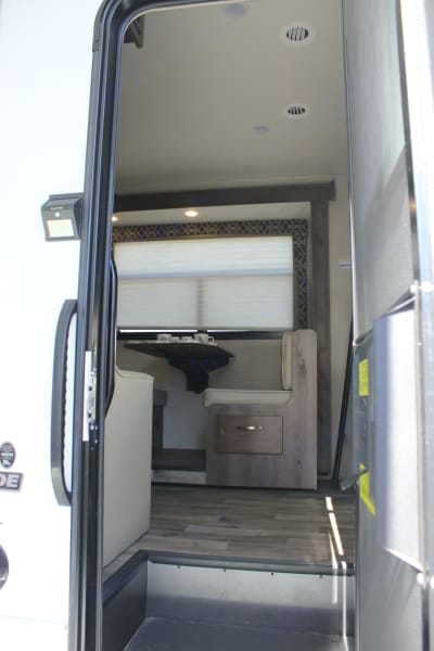 2020 Jayco "Adventure Awaits with Bunk Beds" Drivable vehicle in Bermuda Dunes