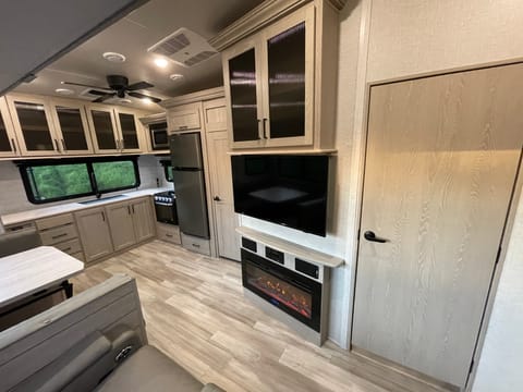 2022 Forest River RV Rockwood Ultra Lite 2887MB Towable trailer in Sonoma County