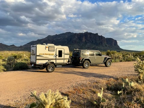 NEW! Camp Anywhere In Comfort - Solar - TV & Air Conditioning Towable trailer in Chandler