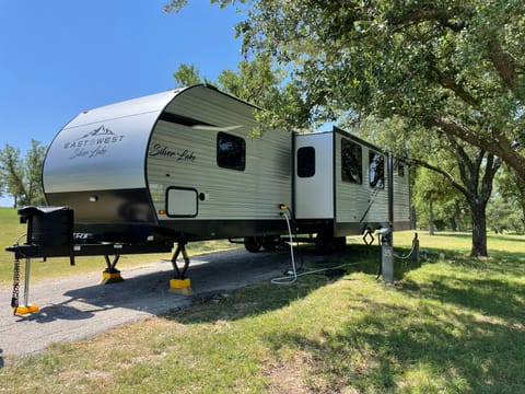 2022 East to West Silver Lake Towable trailer in Rockwall