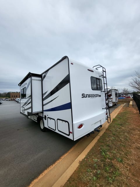 2021 Forest River RV Sunseeker LE 2150SLE Ford Drivable vehicle in Kennesaw