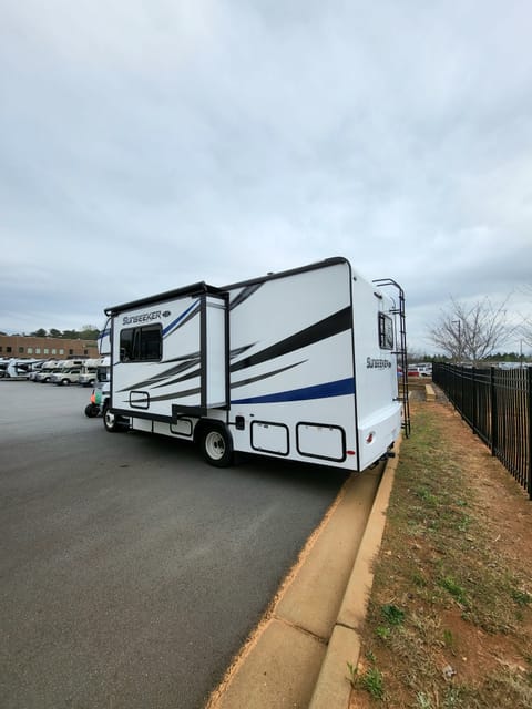 2021 Forest River RV Sunseeker LE 2150SLE Ford Drivable vehicle in Kennesaw