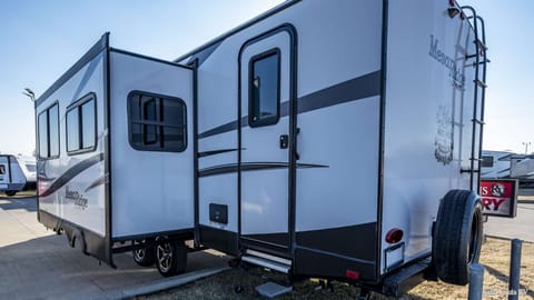 2018 Highland Ridge RV Mesa  Ridge Lite MR2802BH Ziehbarer Anhänger in Collinsville