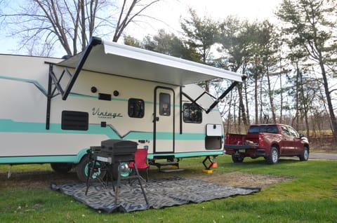 2022 Gulf Stream RV Vintage Cruiser 23QBS Towable trailer in Georgia