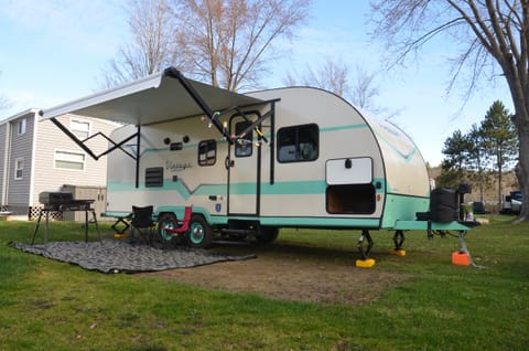 2022 Gulf Stream RV Vintage Cruiser 23QBS Trailer rebocável in Georgia