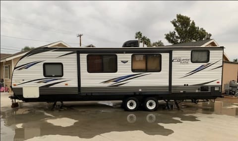 Pete and Adi's Travel Trailer - Solar Powered Towable trailer in Eastvale
