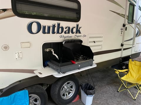 2011 Keystone RV Outback 250RS Towable trailer in Lancaster