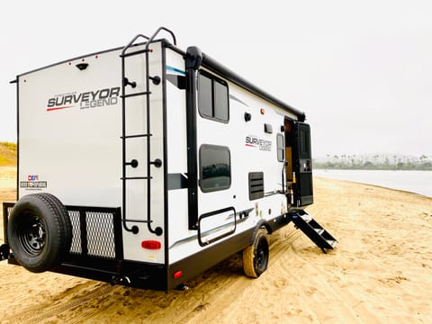 2023 BRAND NEW! Ultra light & easy-to-tow. Sleeps8 Towable trailer in Orange