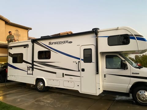 2021 Forest River RV Sunseeker LE 2550DSLE Ford Drivable vehicle in Bakersfield