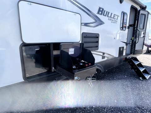 Black Hills Bullet Towable trailer in Rapid City