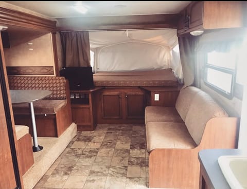 2012 Jayco Jay Feather Ultra Lite X23F Reboque rebocável in Wooster