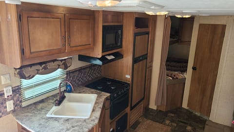 2015 Coachmen RV Catalina 273DBS Towable trailer in Norman