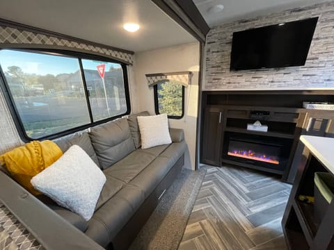 Sleeps 8, Fully Stocked and Pet Friendly by HSC Towable trailer in Prescott Valley