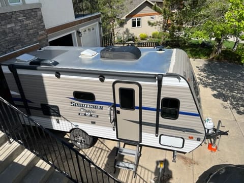 Family Friendly Bunkhouse Towable trailer in Helena