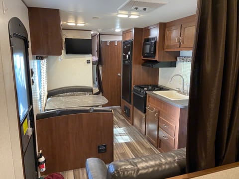 2017 Jayco Jay Flight SLX 264BHW Towable trailer in Montopolis