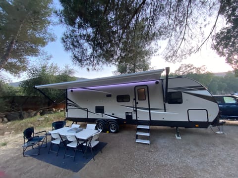 2022 Starcraft Super Lite 261BH Towable trailer in Visalia