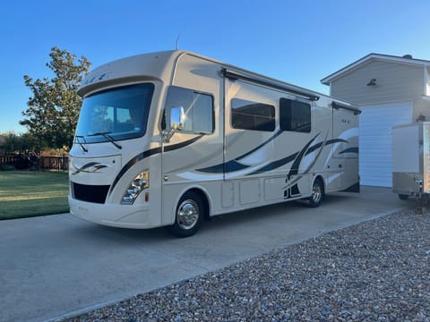 "My Homie" - 2017 Thor Motor Coach ACE 30.3 Drivable vehicle in Southlake