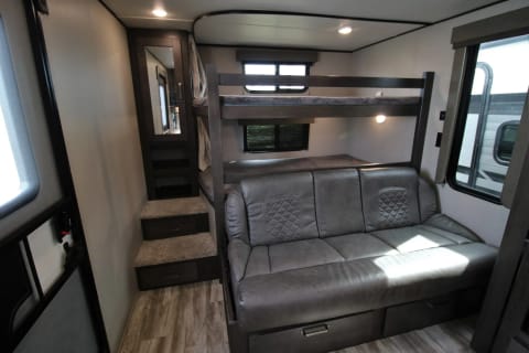 2022 Grand Design Transcend Xplor 265BH Towable trailer in San Pasqual Valley