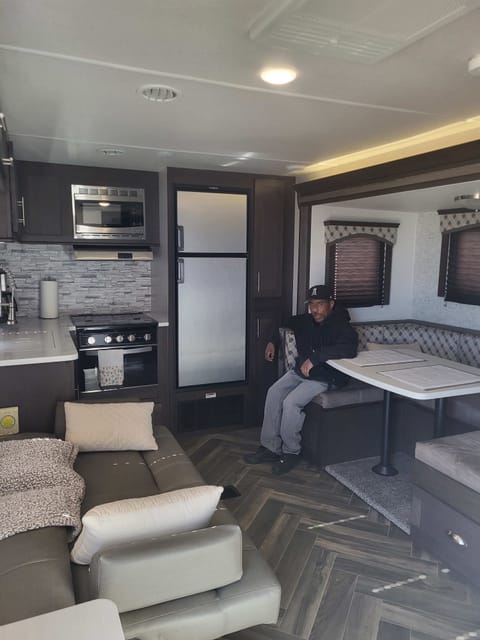 2020 Forest River RV EVO T1850 Towable trailer in Barstow